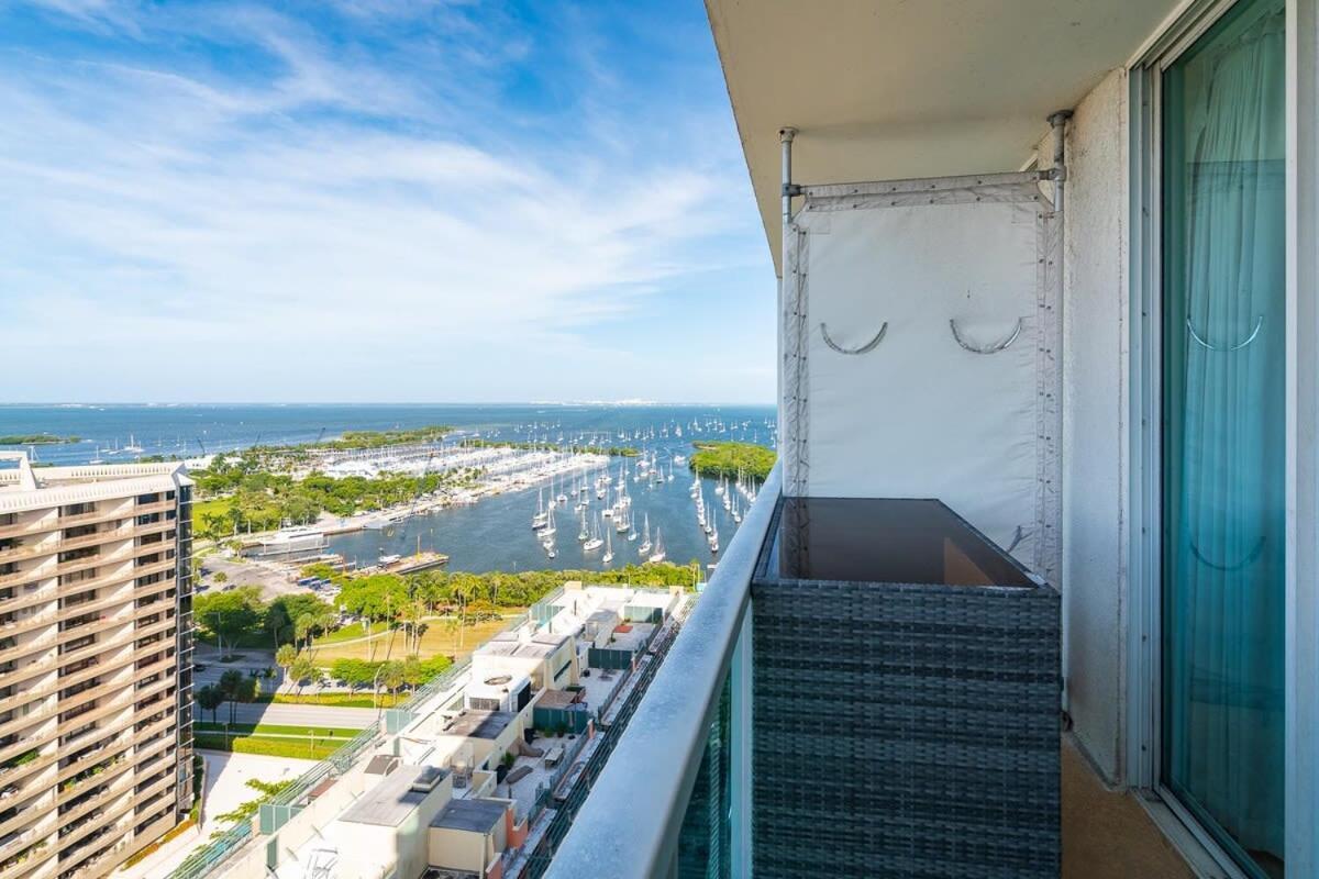 City View Balcony Steps From Restaurants, Peacock Park & Marina Miami Esterno foto